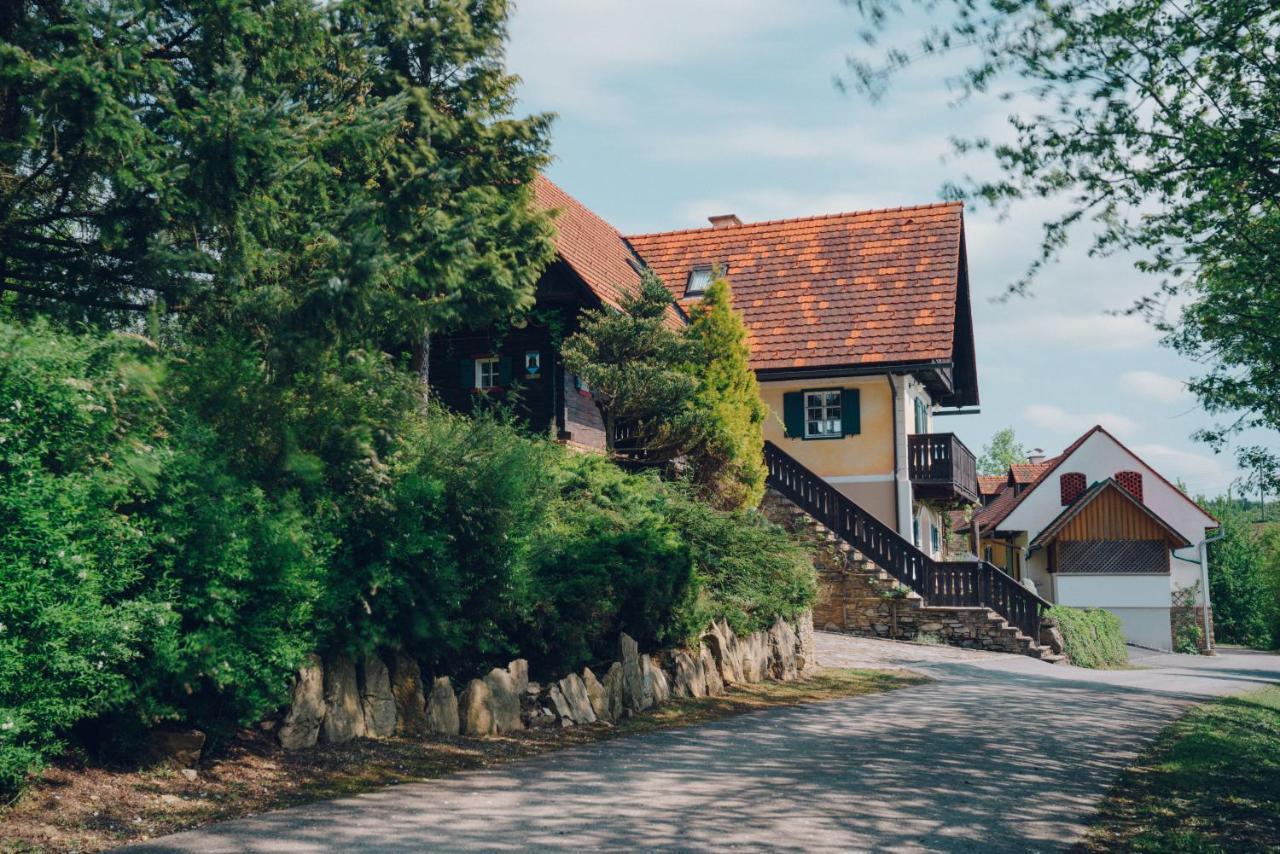 Apartamento Ferienhaus Am Keltenkogel Großklein Exterior foto